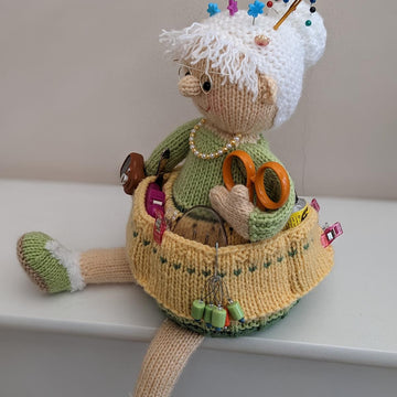Crafty Nana shelf sitter tidy