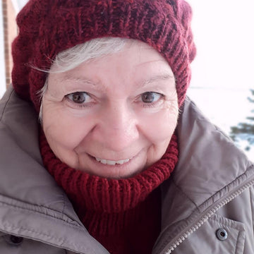 KILLING EVE hat