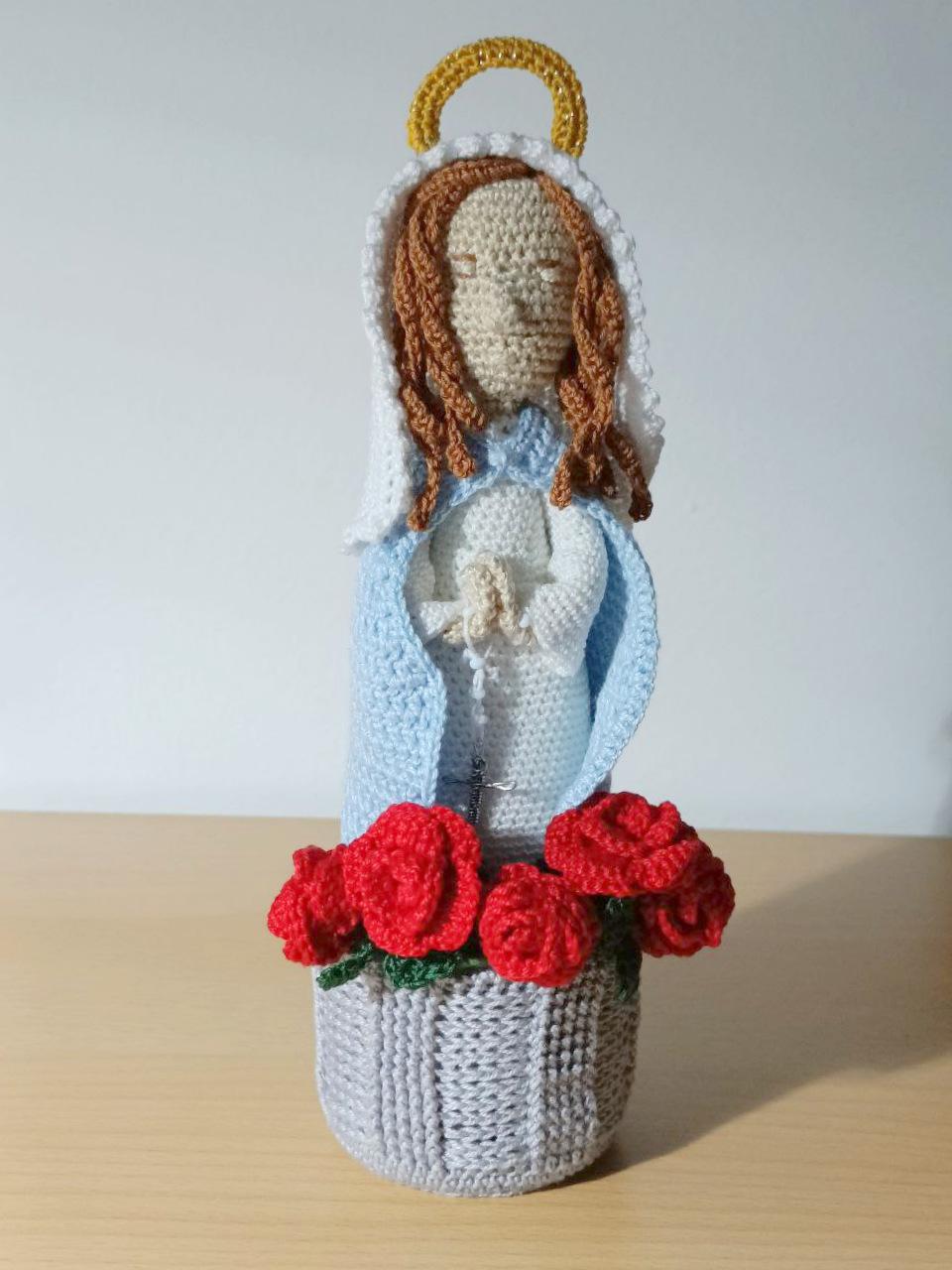 Virgin Mary with roses
