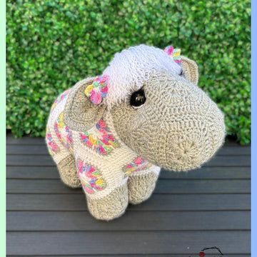 Ewelizabeth The African Flower Sheep