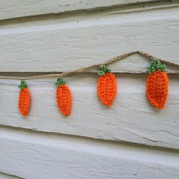 Super Easy Carrot Bunting