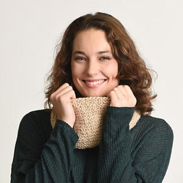 Raelyn Broken Rib Cowl