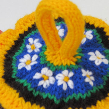 Canal roses tea cosy
