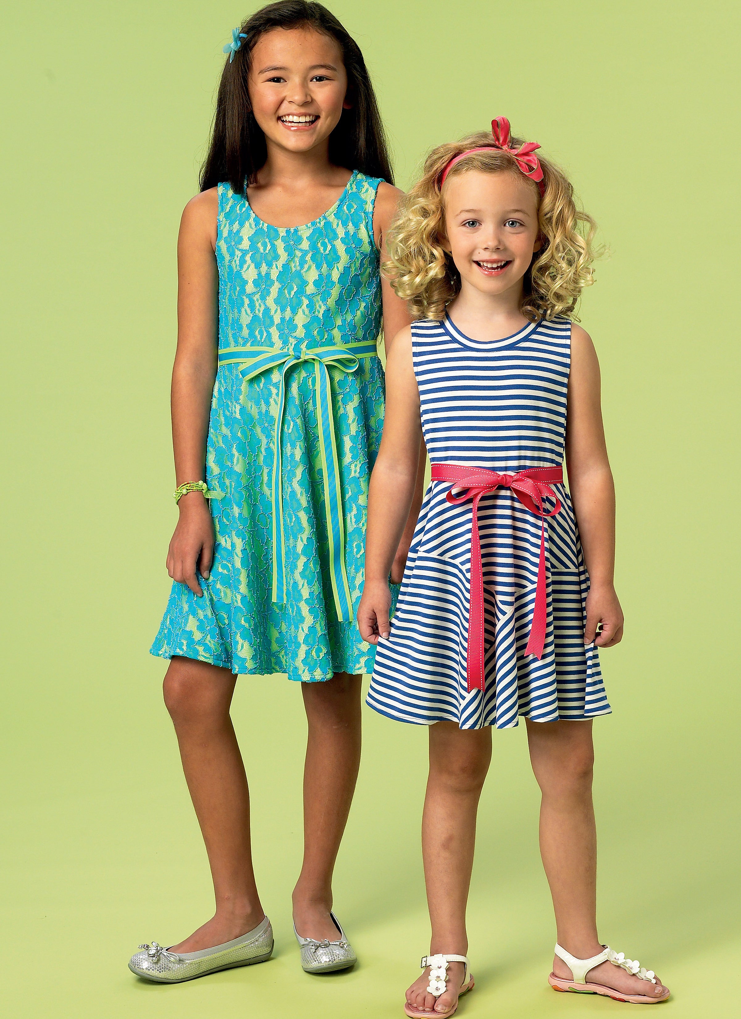 McCall's Chidren's/Girls' Dresses M6915 - Sewing Pattern