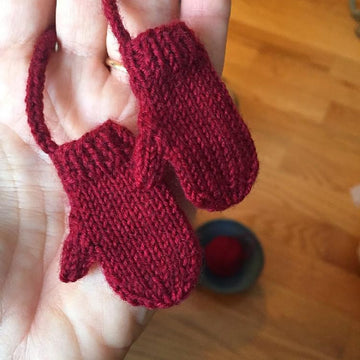 Half Pint Mittens