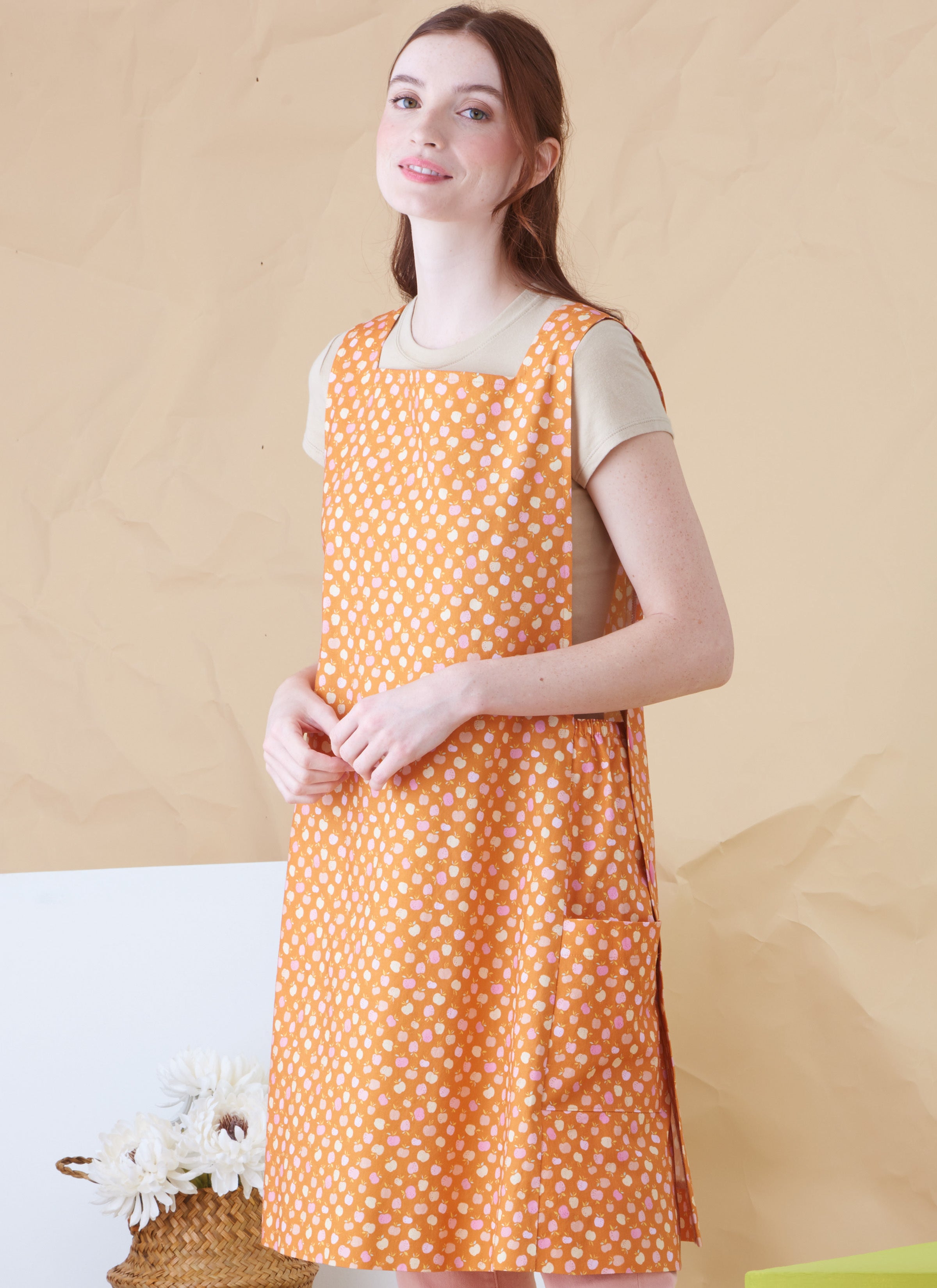 Simplicity Misses' Tabard Aprons by Elaine Heigl Designs S9766 - Sewing Pattern
