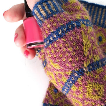 Studded Mitts