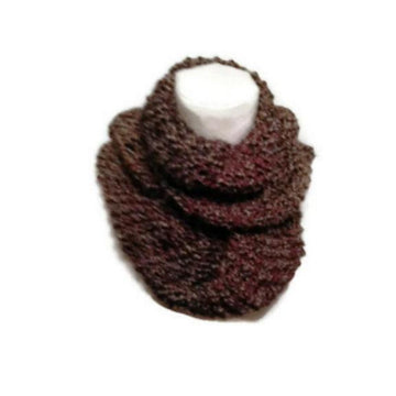 Claire's Knitted Cowl