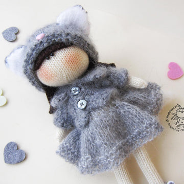 Doll Lady cat