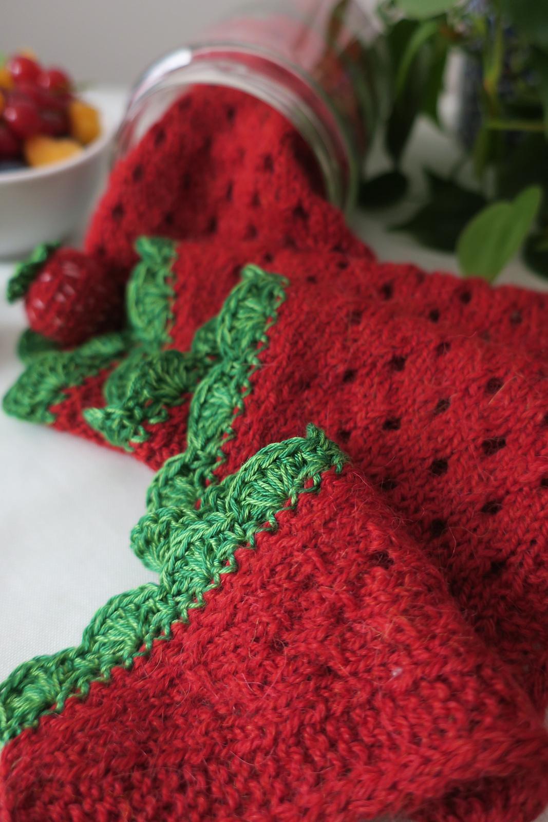 Sweet Strawberry Scarf