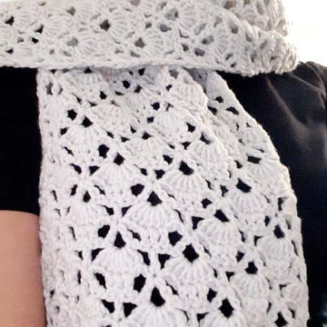 Easy Shell Lacy Crochet Scarf