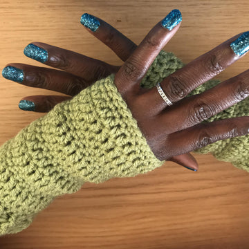 Textured Wrist Warmers (Fingerless Gloves)