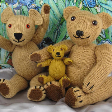 Classic Vintage Style Teddy Bear Family