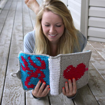 Bound Book Style 7 inch Tablet Cover Basic Heart