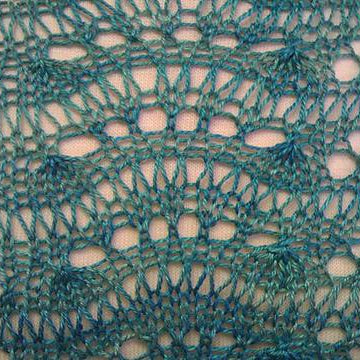 Tres Laces Cowl