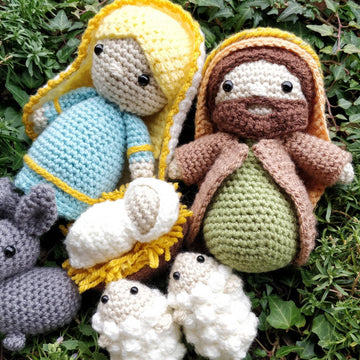 Nativity Scene Christmas Dolls Mary Joseph Baby Jesus Crib Donkey and Sheep Manger Creche Krippe amigurumi crochet pattern