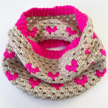 Mini Hearts Cowl