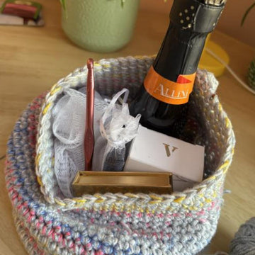 Combined Gift Basket & Plant Pot Cover