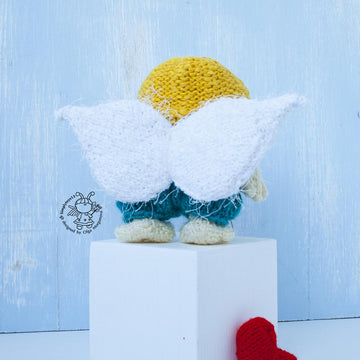 Small Cupid doll knitting flat