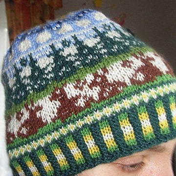 Roe deers in the grass beanie