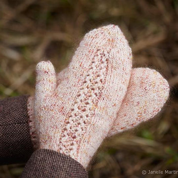 Wriggle Mitts