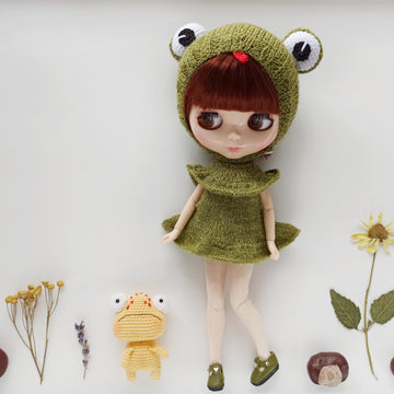 Ruffle dress for doll