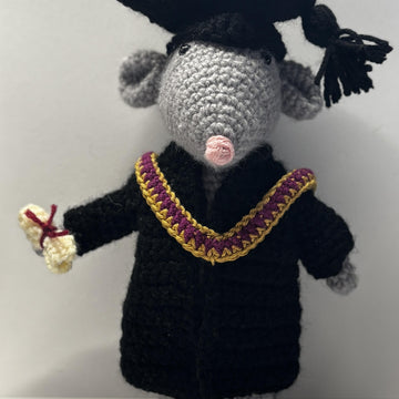 Graduation Mouse