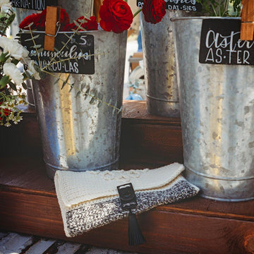 Hygge Infinity Clutch