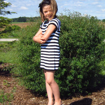Oui! Oui! Little Dress (Childrens sizes 2-10)