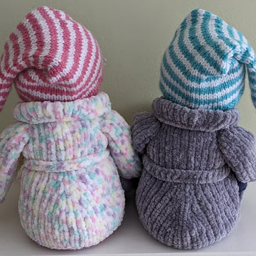 The pyjama Day shelf sitters