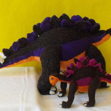 STEVE STEGOSAURUS AND BABY TOY DINOSAUR KNITTING PATTERN MADMONKEYKNITS