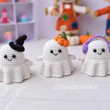 Halloween Ghost Keychain