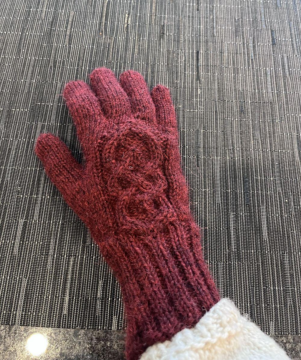 Celtic Gloves