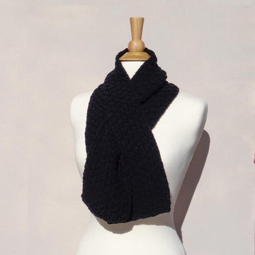 Chunky Keyhole Scarf
