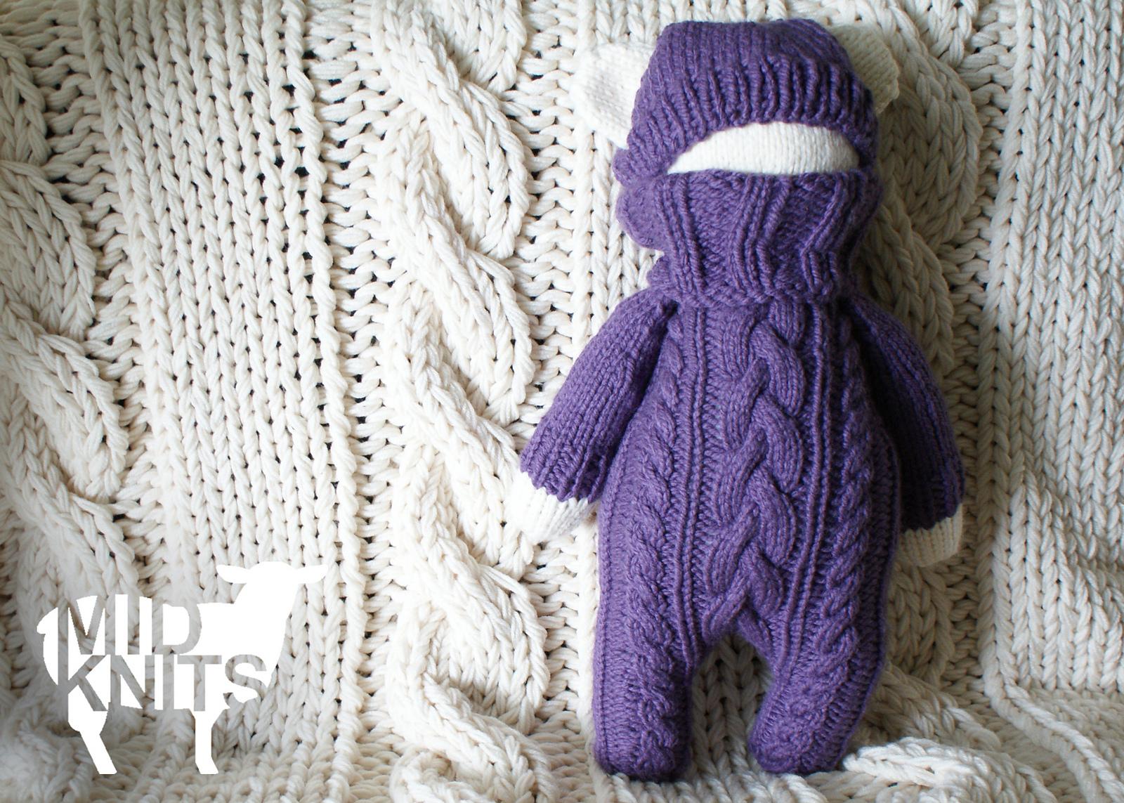 Cable Knit Teddy Bear Stuffie (2015021)