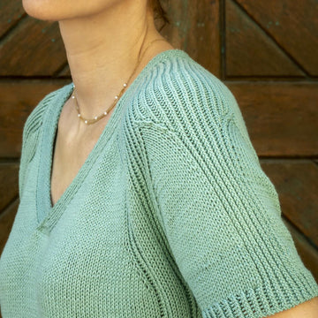 Sway Line Tee V-neck