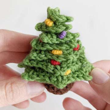 Crochet Christmas tree amigurumi pattern