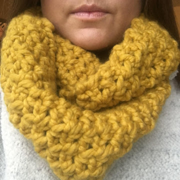 Textured crochet cowl