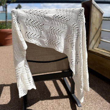 Line and Light Summer Wrap