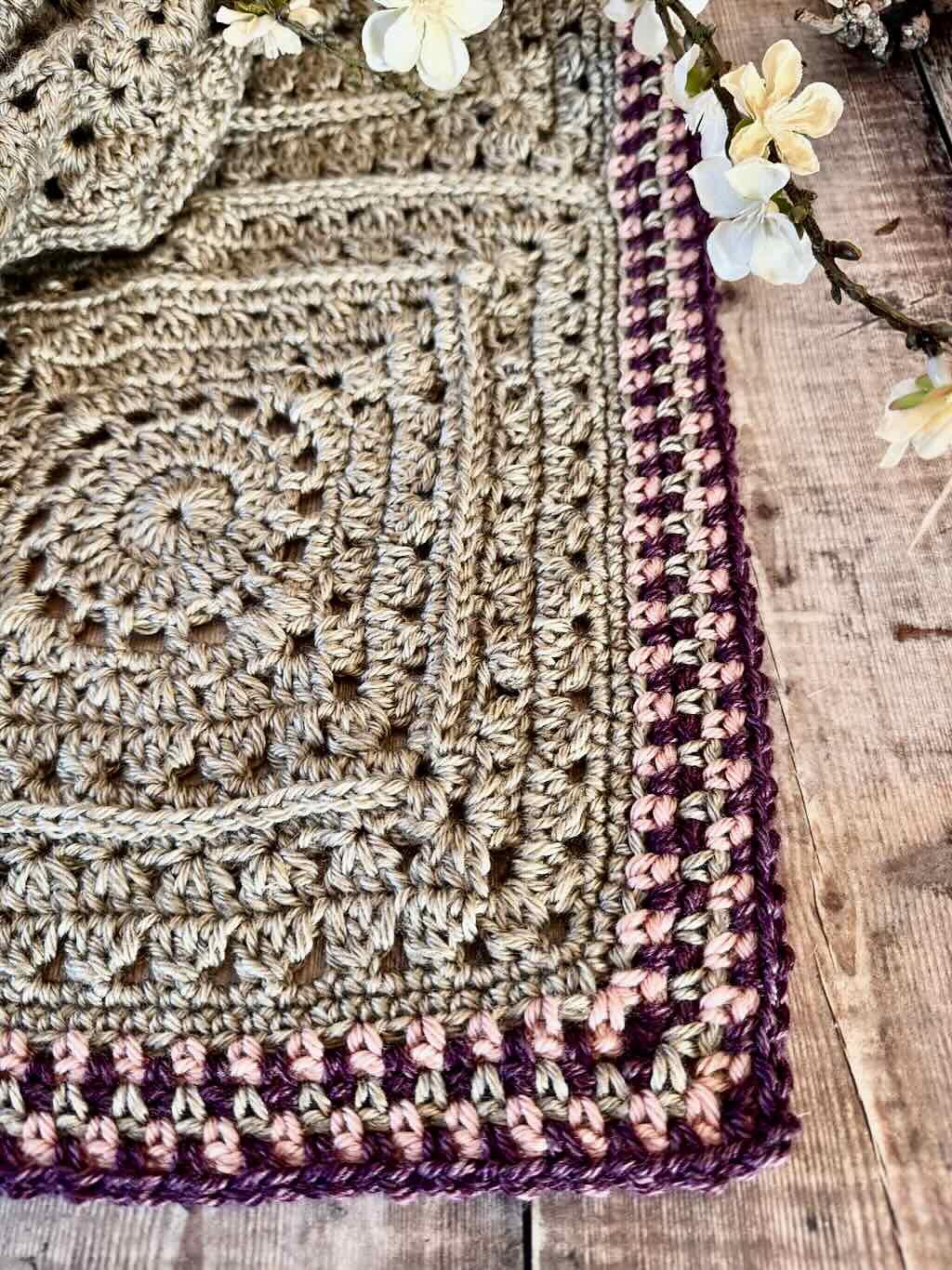 Gentle Embrace Lapghan