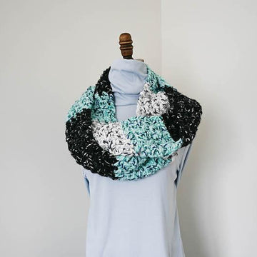 La Gordita Chunky Infinity Scarf