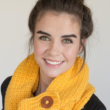 Honeycomb Button Scarf