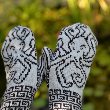 Octopus Mitten