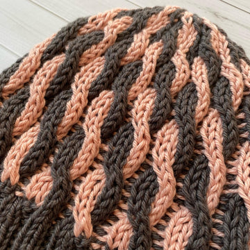 Sinuous Hat