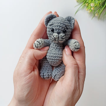 Little cat toy keychain