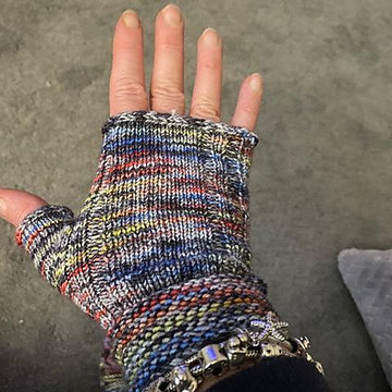 Ridged Fingerless Gloves