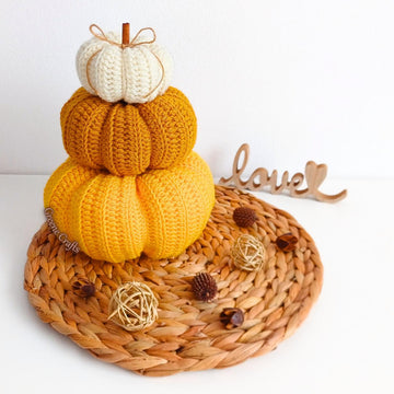 Rustic Pumpkin Centerpiece for Fall / Rustikale Kürbisse
