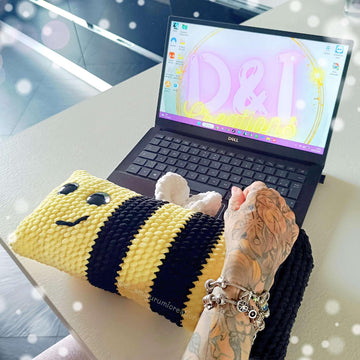 Bee Wrist Rest Pillow
