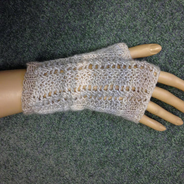 Banacek DK Fingerless Gloves