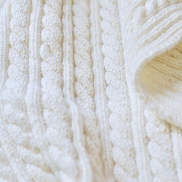 Eve Cabled Blanket